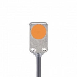 Индуктивный датчик с IO-Link 		IQ2008